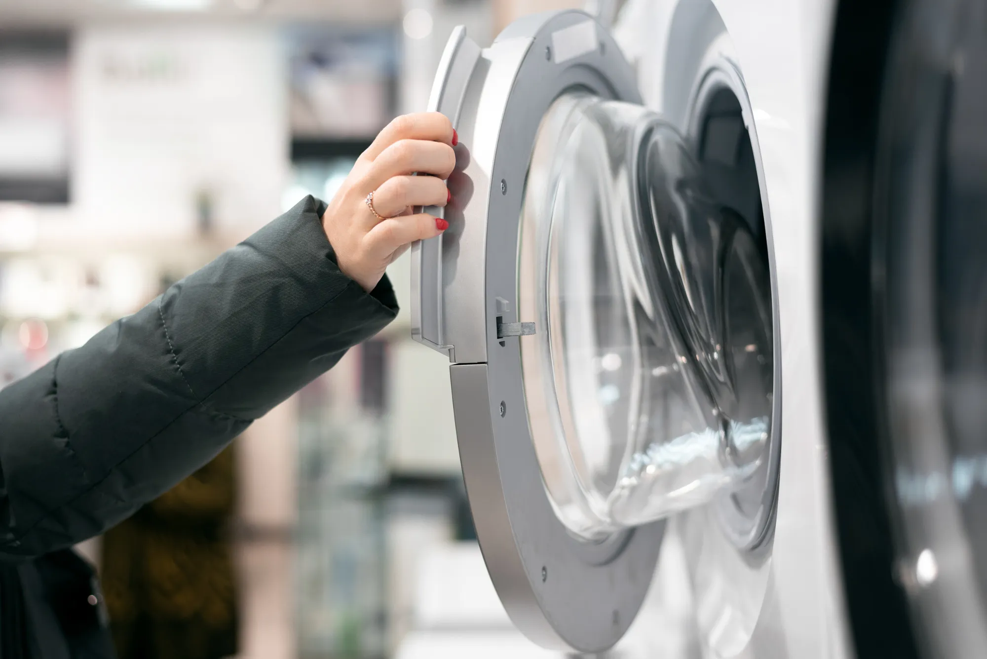 How to clean and disinfect a washing