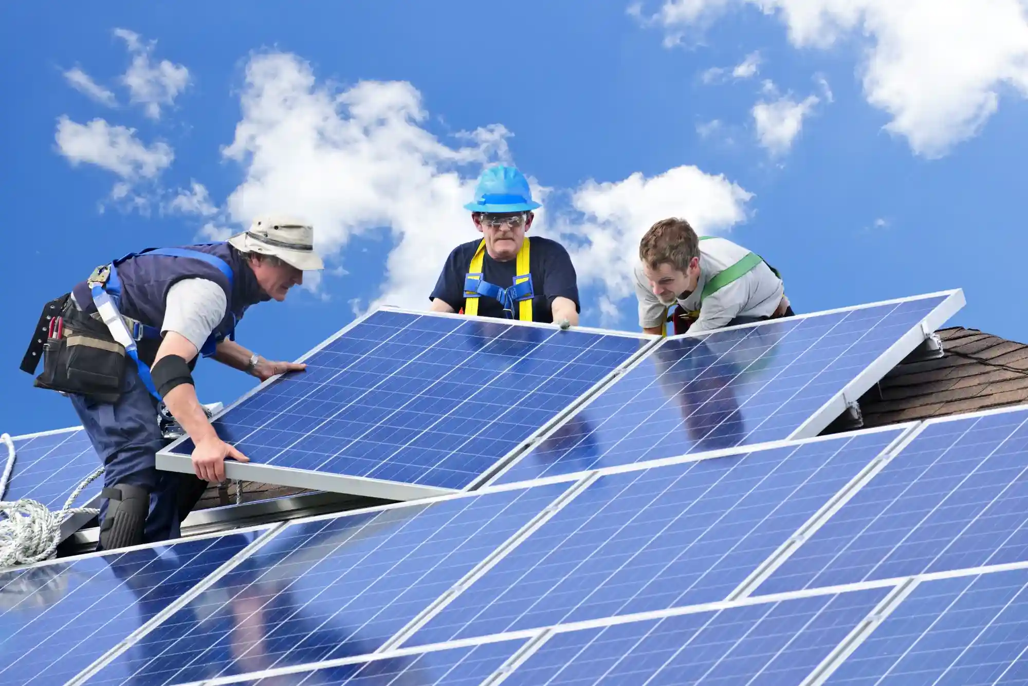 Unveiling the Efficiency of Sungrow String Inverters in Solar Installations