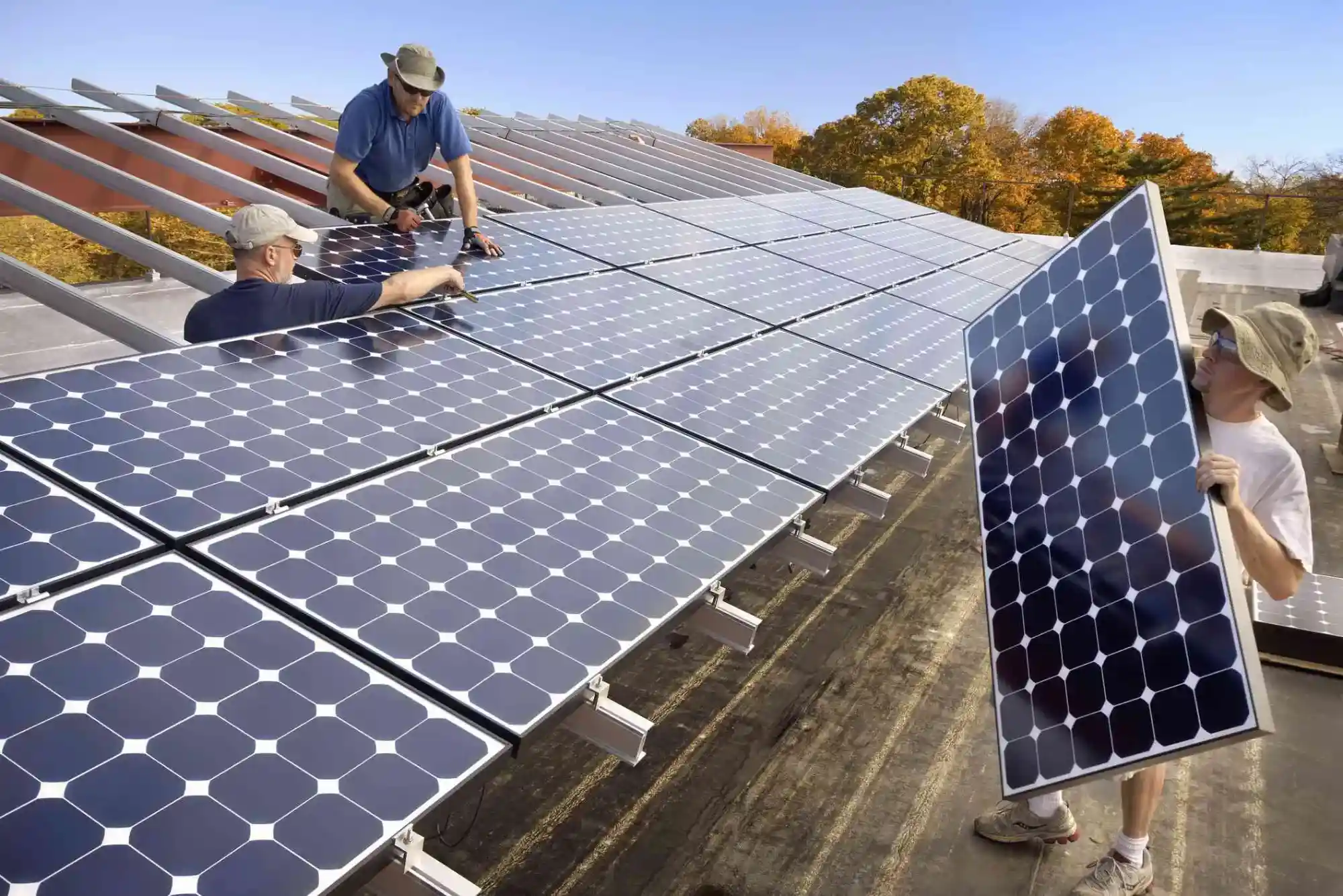 The Role of String Inverters in Commercial Solar Installations Boosting Scalability and Reliability