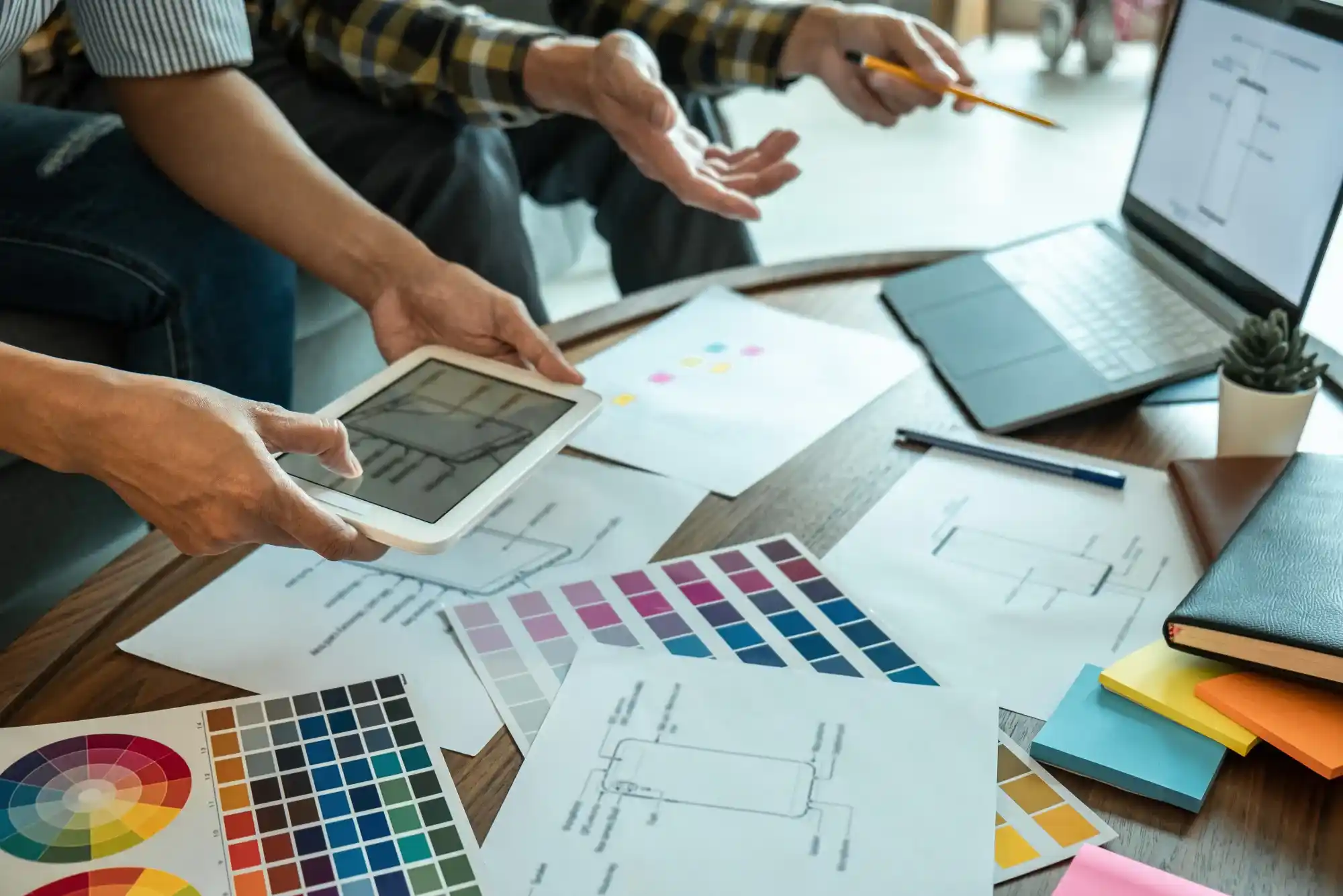 Why Creative Industries Thrive in UAE Free Zones Designed for Media and Content